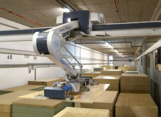 Roboty do kompletacji a jakość danych produktowych – dlaczego błędne wymiary mogą zatrzymać automatyzację? roboty do kompletacji